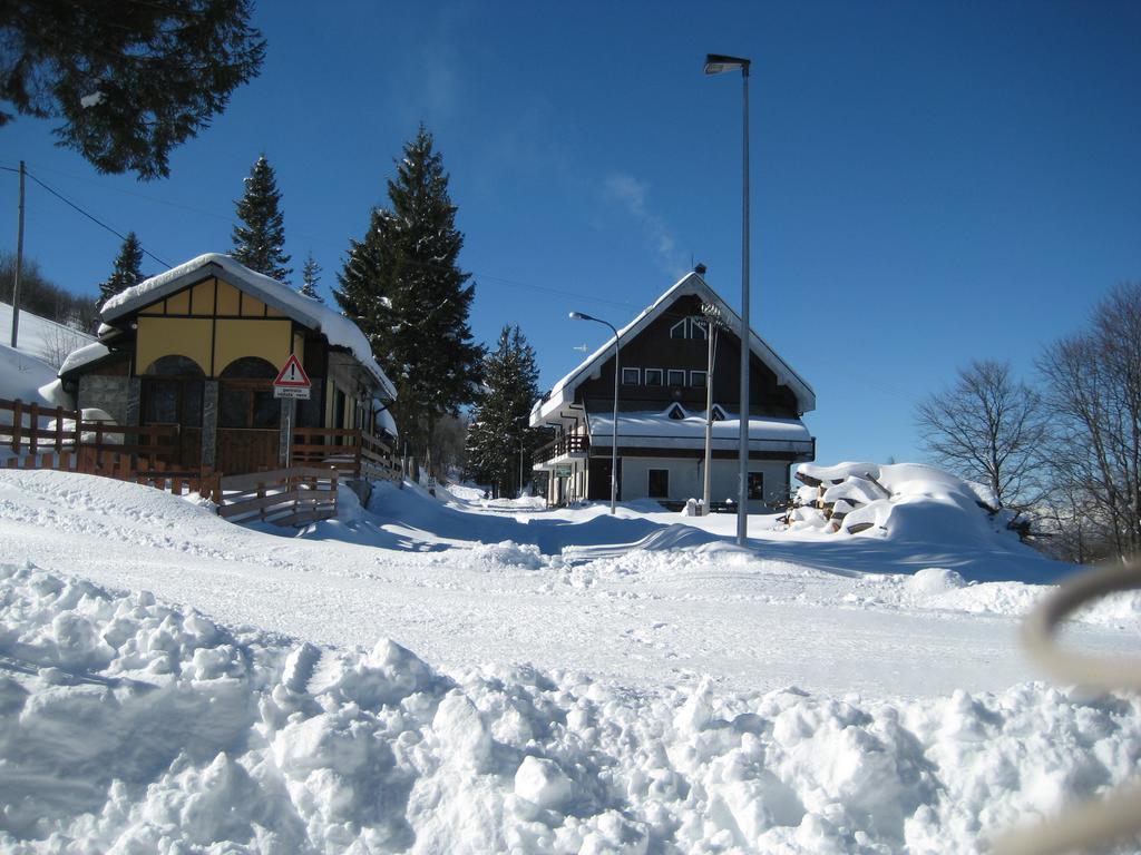 Albergo Casa Della Neve Stresa Bagian luar foto