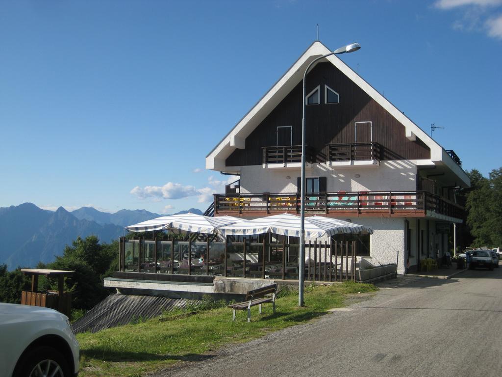 Albergo Casa Della Neve Stresa Bagian luar foto